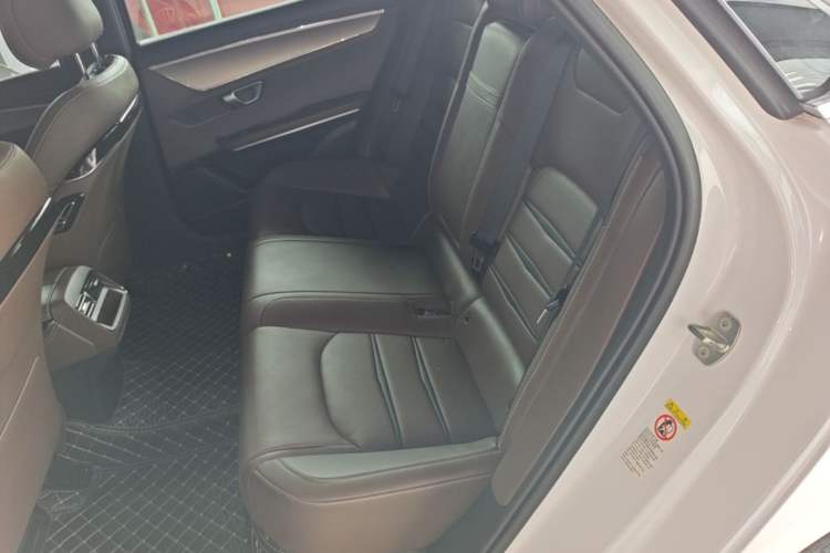 Used BYD Han 2020 DM Four-Wheel Drive Performance Edition Luxury Model Left Rear Seat