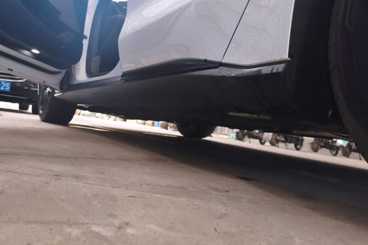 Used BYD Han 2020 DM Four-Wheel Drive Performance Edition Luxury Model Left Side Sill
