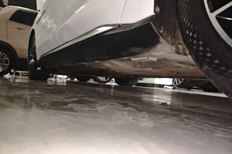 Used BYD Han 2020 DM Four-Wheel Drive Performance Edition Luxury Model Left Side Sill