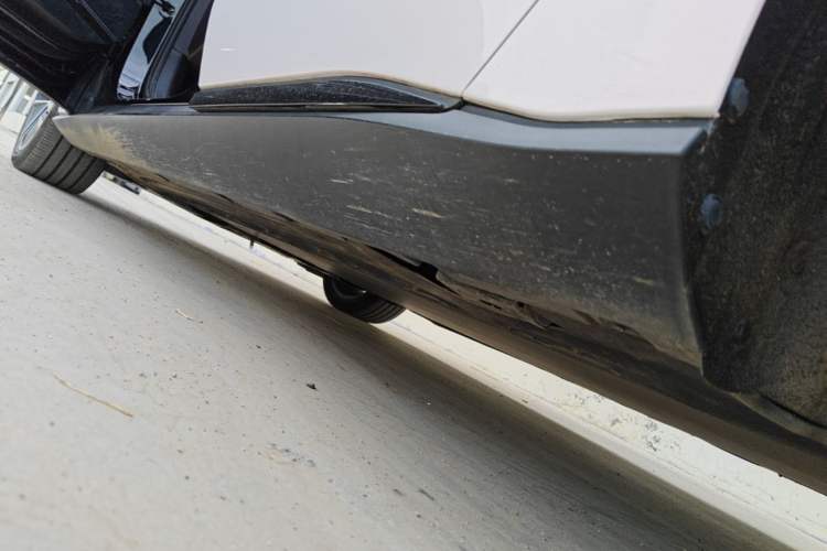 Used BYD Han 2020 EV Long-Range Deluxe Model Left Side Sill