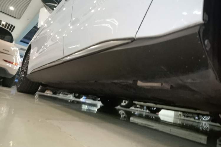 Used BYD Han 2020 DM Four-Wheel Drive Performance Edition Prestige Model Left Side Sill