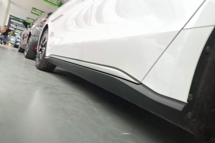 Used BYD Han 2020 EV Four-Wheel Drive High-Performance Flagship Model Left Side Sill