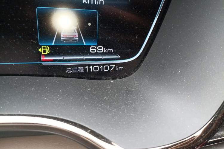 Used BYD Han 2020 DM Four-Wheel Drive Performance Edition Prestige Model Odometer Close Up