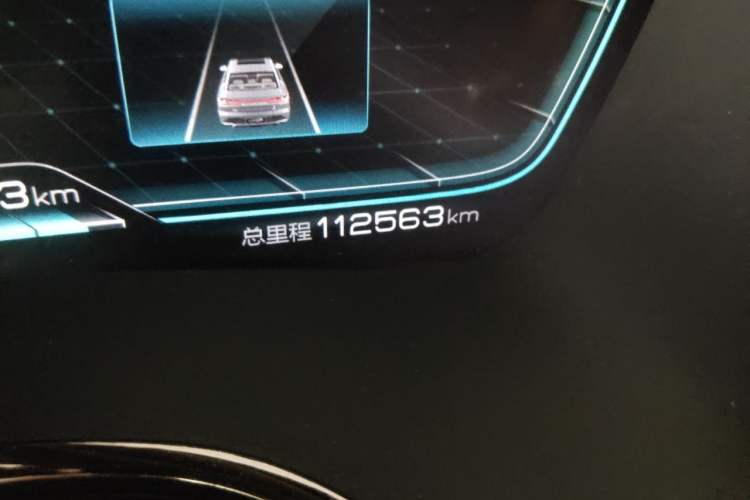 Used BYD Han 2020 DM Four-Wheel Drive Performance Edition Luxury Model Odometer Close Up