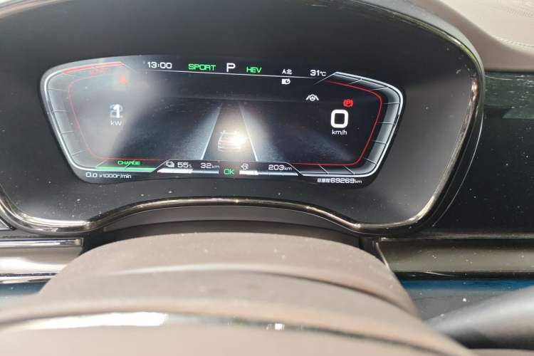Used BYD Han 2020 DM Four-Wheel Drive Performance Edition Prestige Model Odometer Close Up