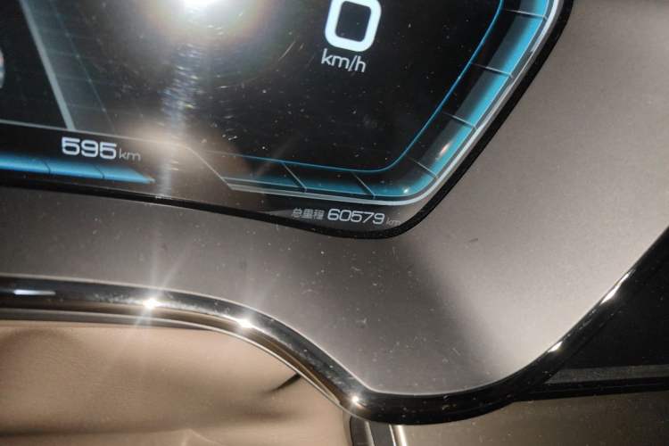 Used BYD Han 2020 EV Long-Range Deluxe Model Odometer Close Up