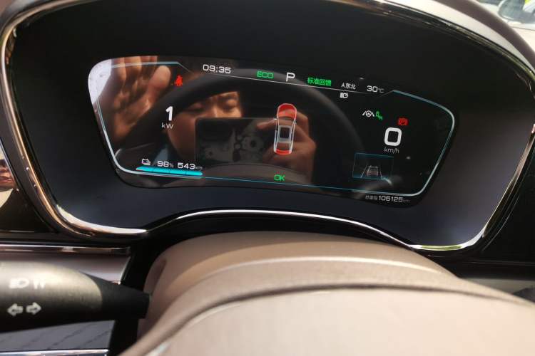 Used BYD Han 2020 EV Four-Wheel Drive High-Performance Flagship Model Odometer Close Up