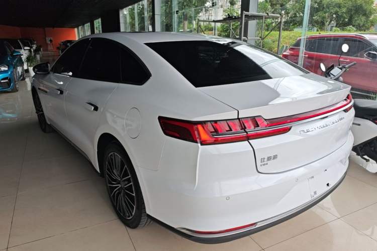 Used BYD Han 2020 DM Four-Wheel Drive Performance Edition Luxury Model Rear Left 45 Deg