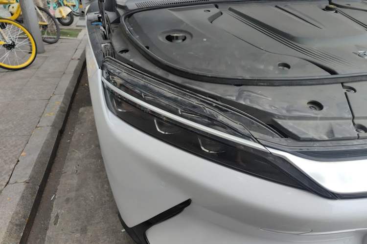 Used BYD Han 2020 EV Four-Wheel Drive High-Performance Flagship Model Right Front Headlight