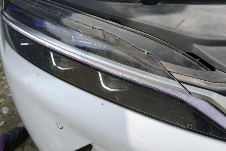 Used BYD Han 2020 EV Long-Range Deluxe Model Right Front Headlight