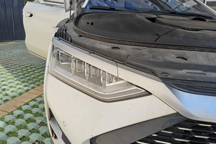 Used BYD Han 2020 DM Four-Wheel Drive Performance Edition Prestige Model Right Front Headlight