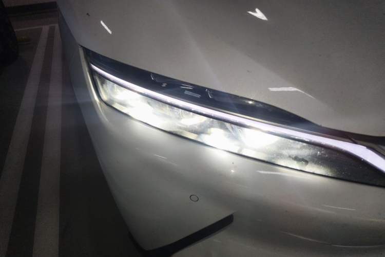 Used BYD Han 2020 EV Long-Range Luxury Model Right Front Headlight
