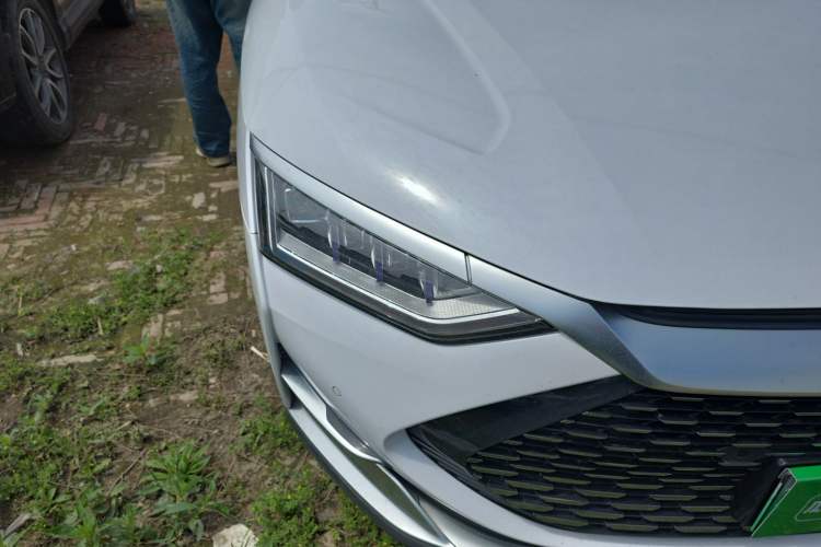Used BYD Han 2020 DM Four-Wheel Drive Performance Edition Prestige Model Right Front Headlight