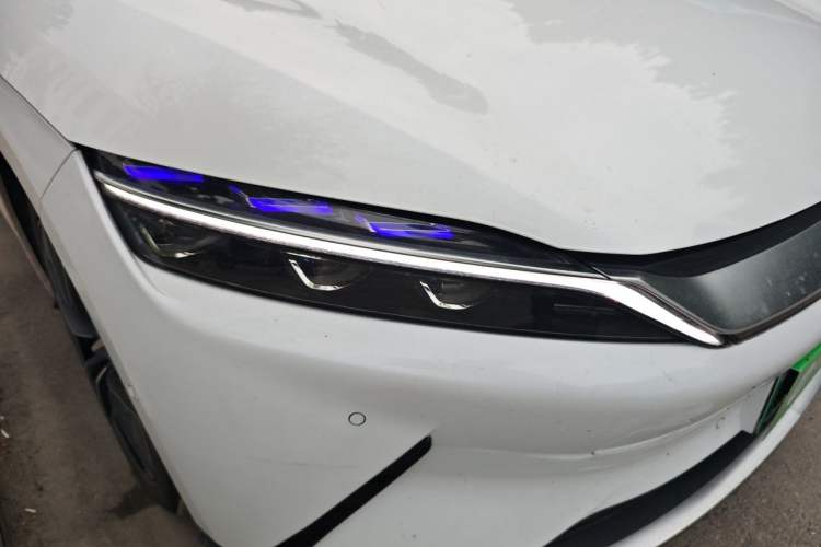 Used BYD Han 2020 EV Four-Wheel Drive High-Performance Flagship Model Right Front Headlight