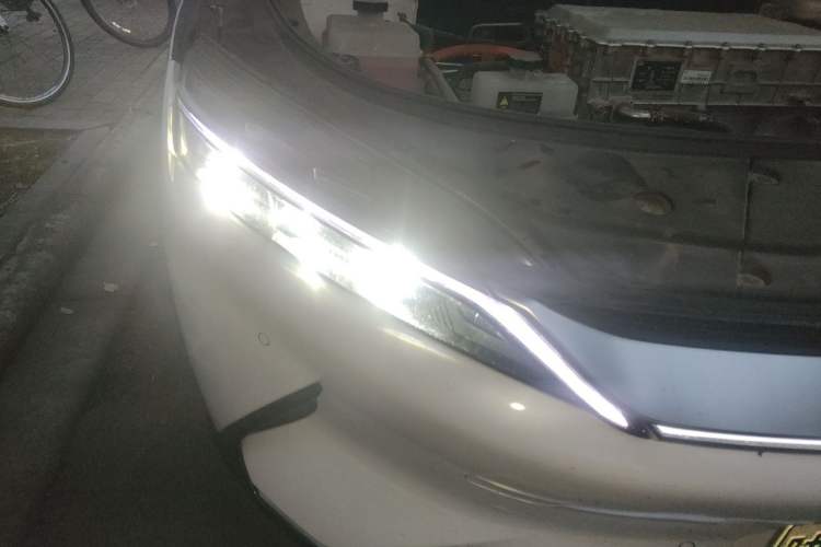 Used BYD Han 2020 EV Long-Range Luxury Model Right Front Headlight