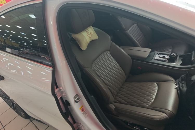 Used BYD Han 2020 EV Long-Range Deluxe Model Right Front Seat