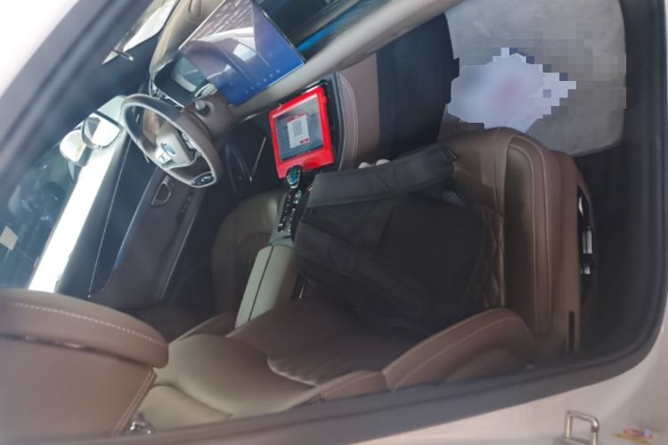 Used BYD Han 2020 EV Long-Range Deluxe Model Right Front Seat