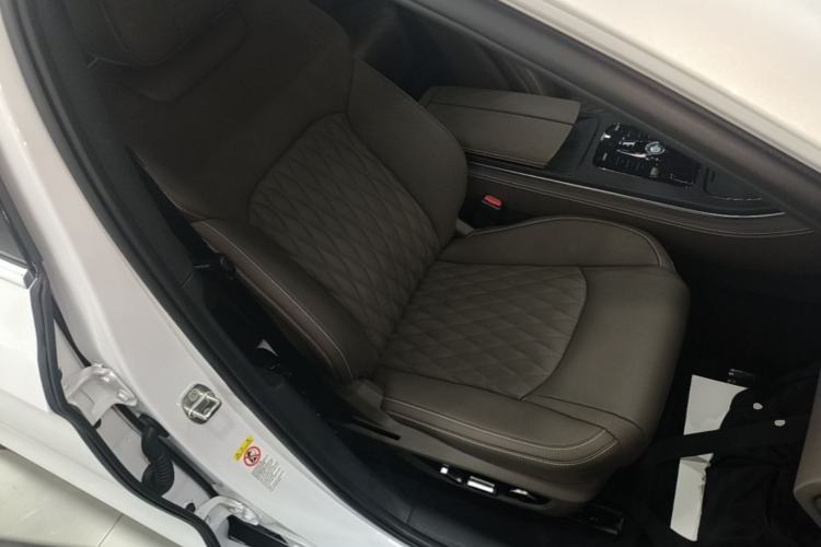 Used BYD Han 2020 EV Long-Range Deluxe Model Right Front Seat