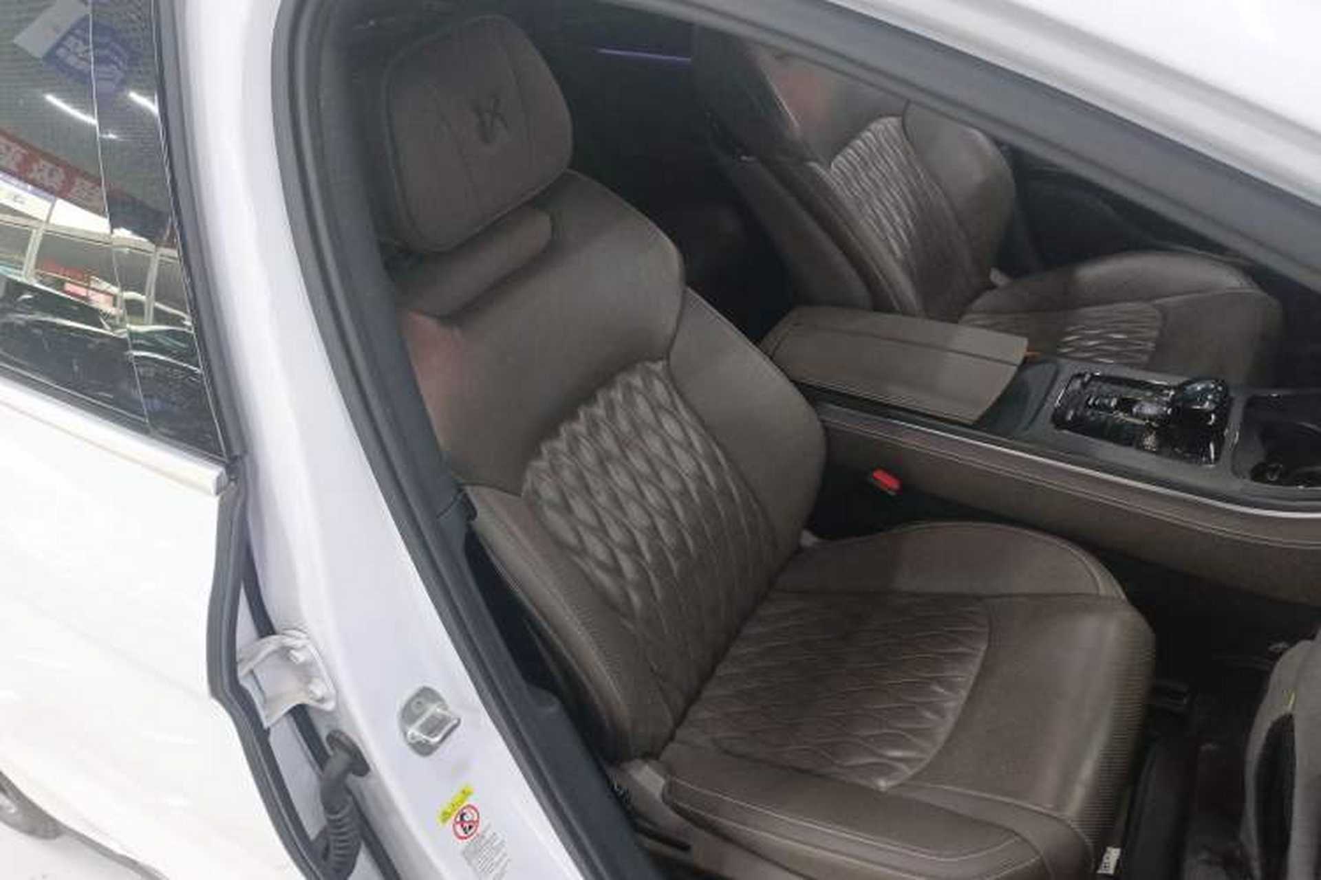 Used BYD Han 2020 DM Four-Wheel Drive Performance Edition Prestige Model Right Front Seat