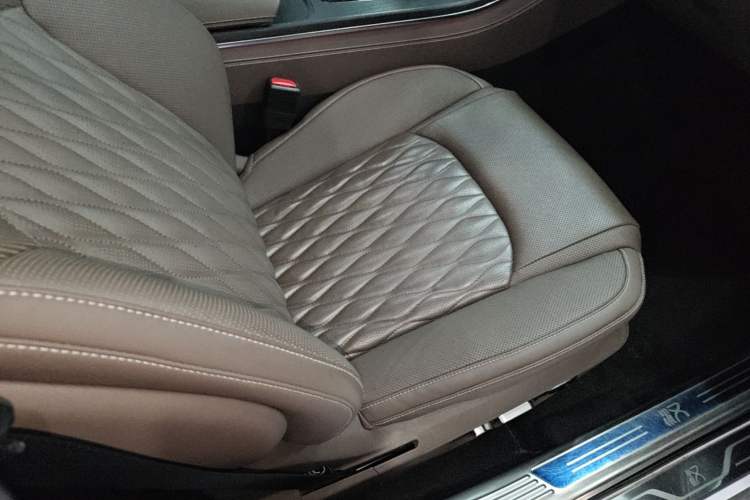 Used BYD Han 2020 EV Four-Wheel Drive High-Performance Flagship Model Right Front Seat