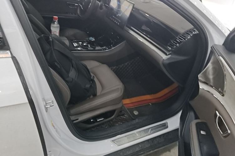 Used BYD Han 2020 EV Long-Range Luxury Model Right Front Seat