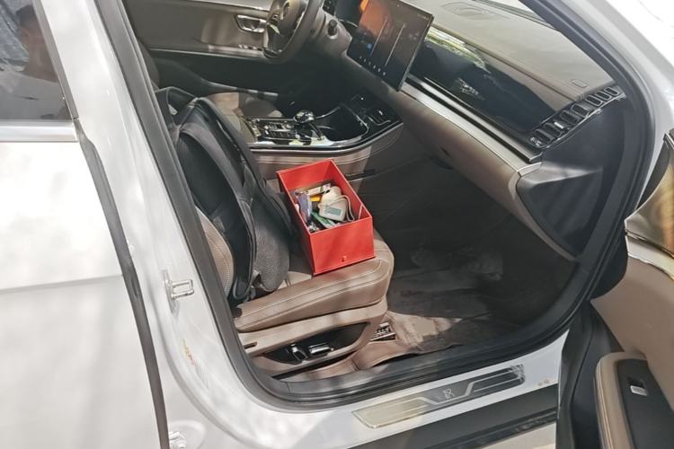 Used BYD Han 2020 EV Long-Range Luxury Model Right Front Seat