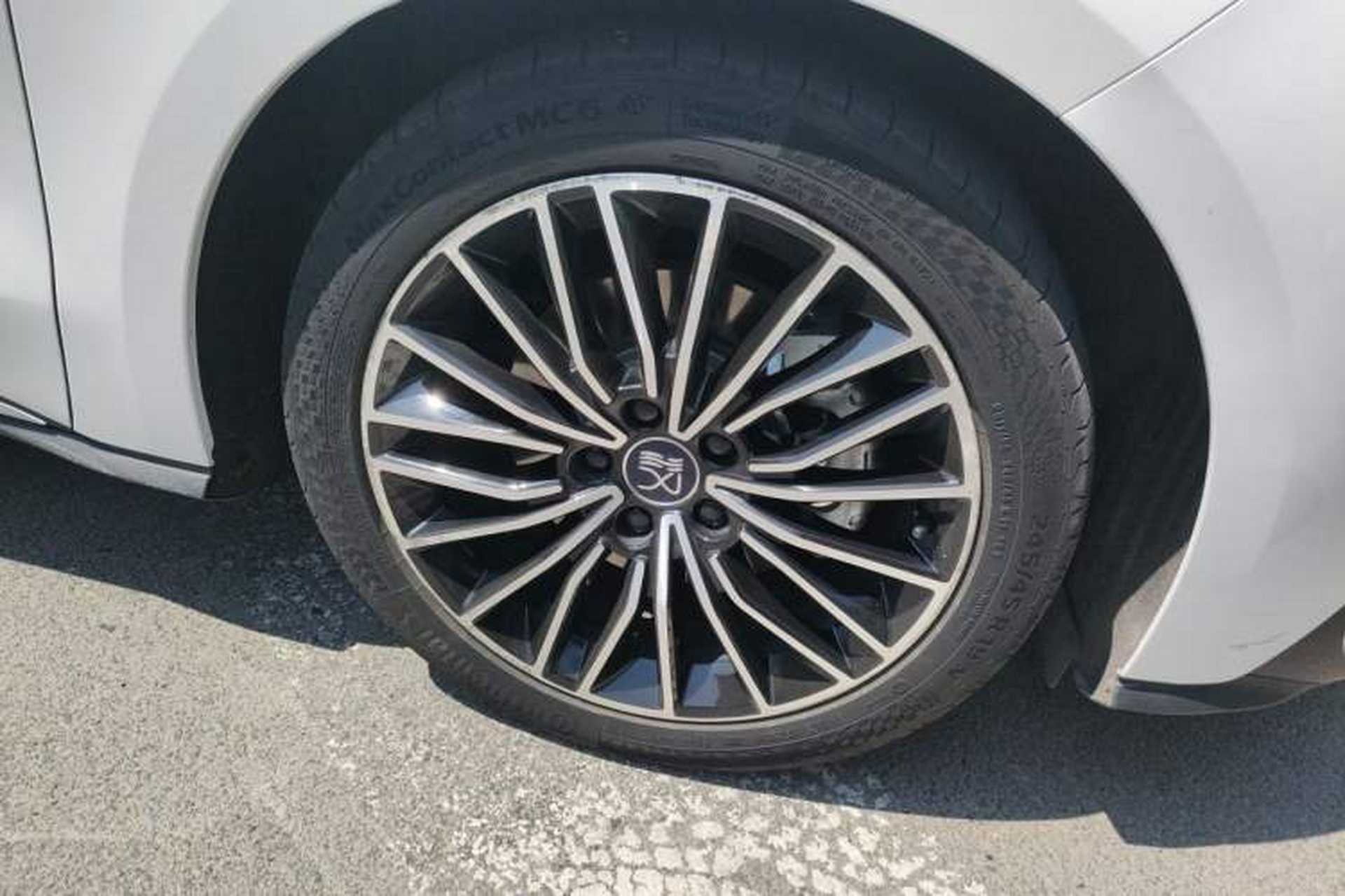 Used BYD Han 2020 EV Long-Range Luxury Model Right Front Wheel Hub
