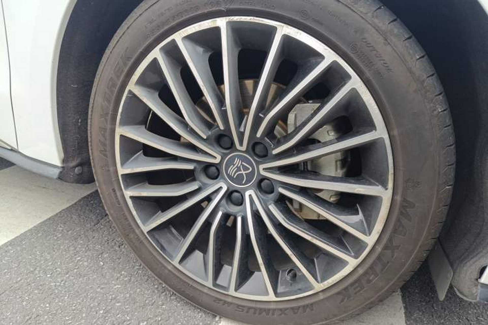 Used BYD Han 2020 EV Long-Range Luxury Model Right Front Wheel Hub