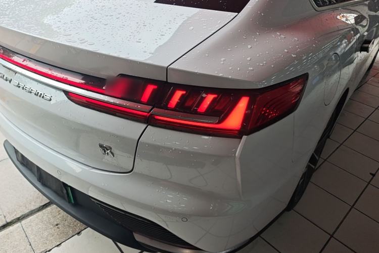 Used BYD Han 2020 EV Long-Range Deluxe Model Right Rear Taillight