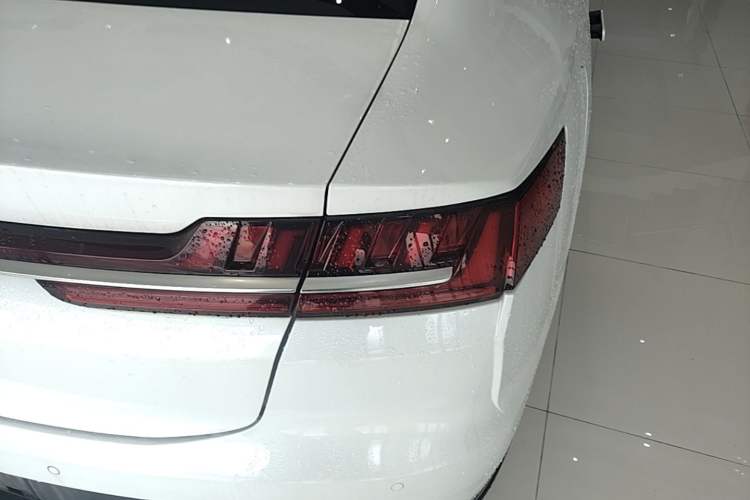 Used BYD Han 2020 EV Long-Range Luxury Model Right Rear Taillight
