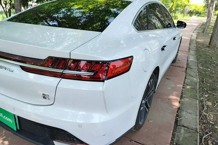 Used BYD Han 2020 EV Long-Range Deluxe Model Right Rear Taillight