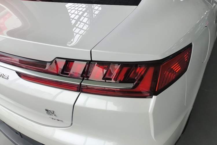 Used BYD Han 2020 EV Four-Wheel Drive High-Performance Flagship Model Right Rear Taillight