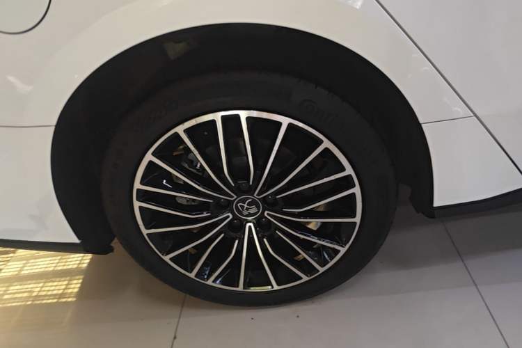 Used BYD Han 2020 DM Four-Wheel Drive Performance Edition Luxury Model Right Rear Wheel Hub