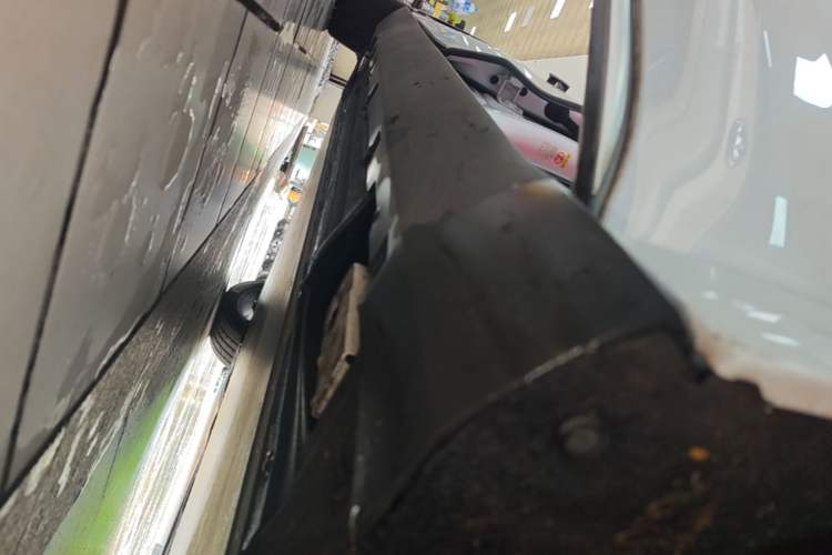 Used BYD Han 2020 EV Long-Range Deluxe Model Right Side Sill