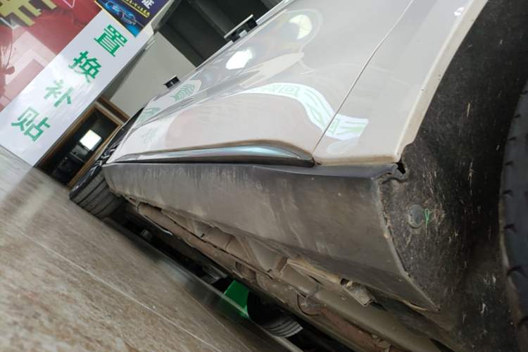 Used BYD Han 2020 DM Four-Wheel Drive Performance Edition Luxury Model Right Side Sill