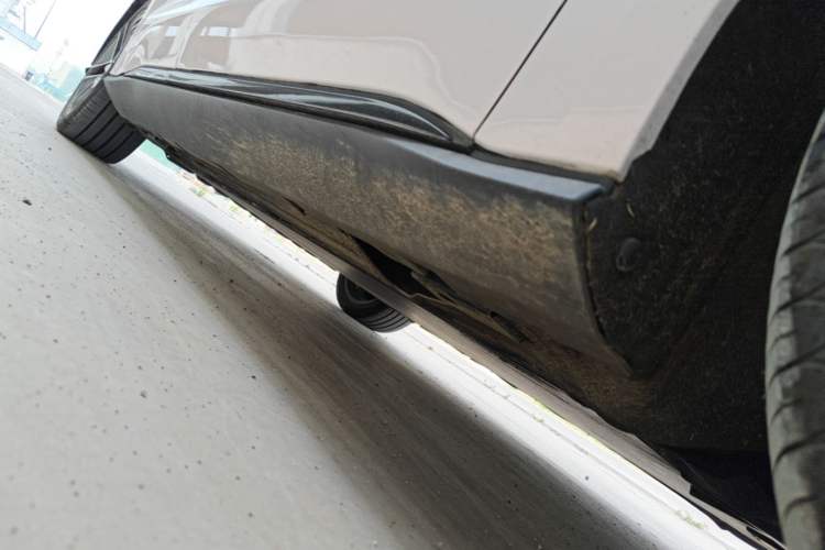 Used BYD Han 2020 EV Long-Range Deluxe Model Right Side Sill