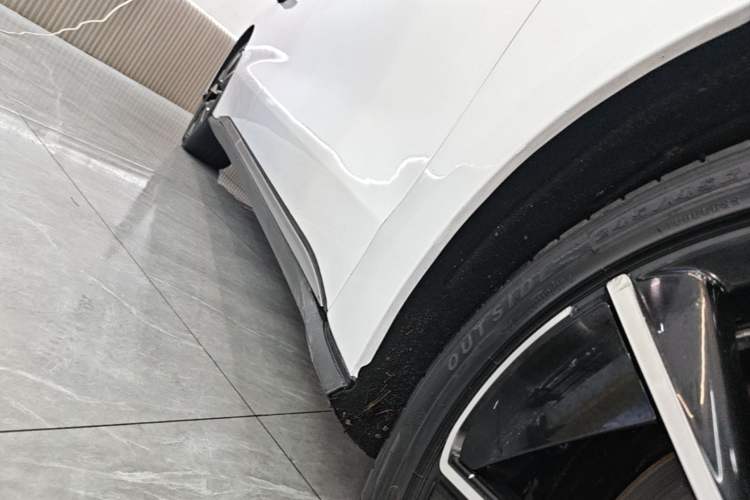 Used BYD Han 2020 EV Four-Wheel Drive High-Performance Flagship Model Right Side Sill
