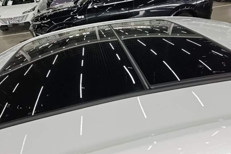 Used BYD Han 2020 EV Long-Range Luxury Model Roof