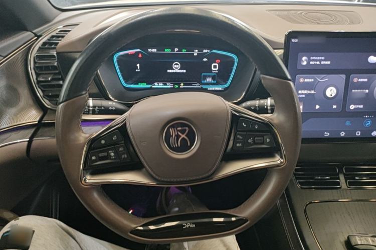 Used BYD Han 2020 DM Four-Wheel Drive Performance Edition Prestige Model Steering Wheel