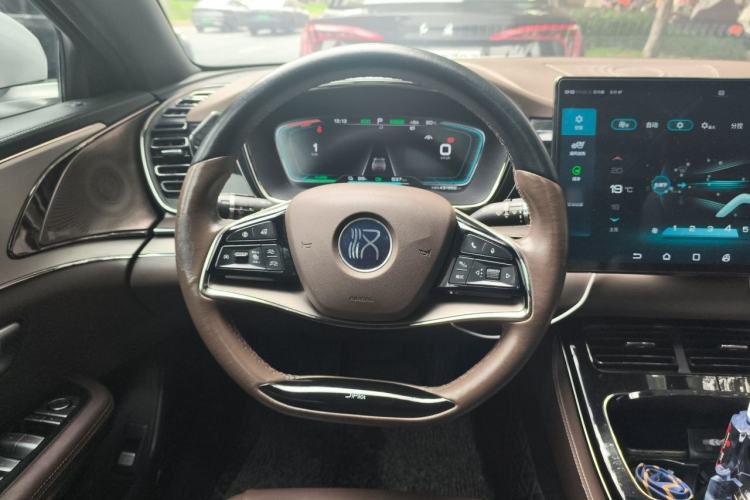 Used BYD Han 2020 EV Long-Range Luxury Model Steering Wheel
