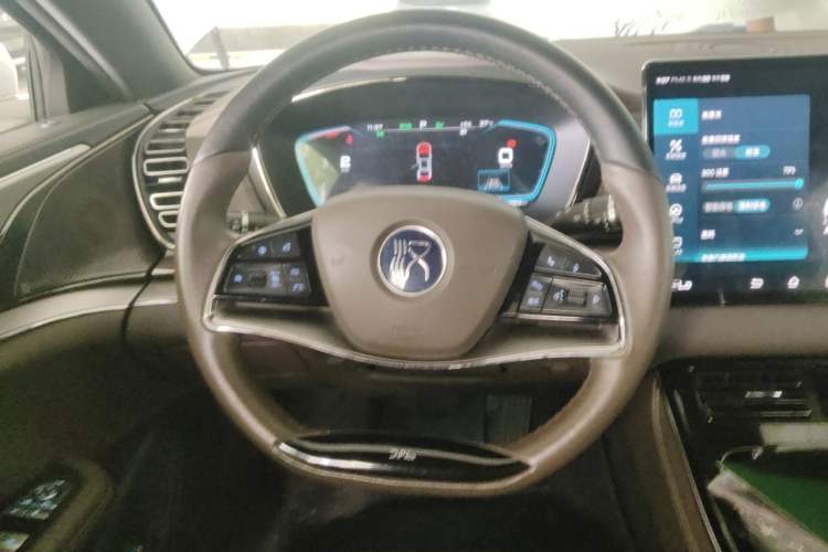 Used BYD Han 2020 DM Four-Wheel Drive Performance Edition Luxury Model Steering Wheel