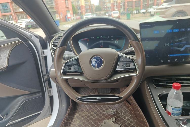 Used BYD Han 2020 DM Four-Wheel Drive Performance Edition Prestige Model Steering Wheel