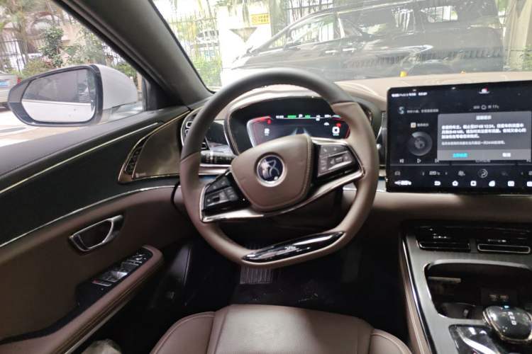 Used BYD Han 2020 DM Four-Wheel Drive Performance Edition Prestige Model Steering Wheel