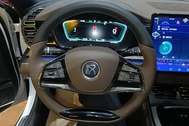 Used BYD Han 2020 DM Four-Wheel Drive Performance Edition Prestige Model Steering Wheel