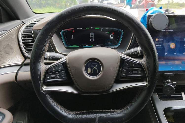 Used BYD Han 2020 EV Long-Range Deluxe Model Steering Wheel