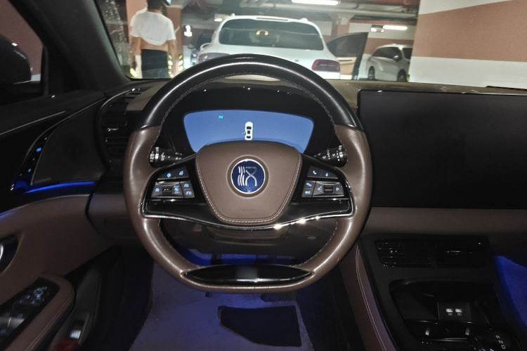 Used BYD Han 2020 EV Four-Wheel Drive High-Performance Flagship Model Steering Wheel