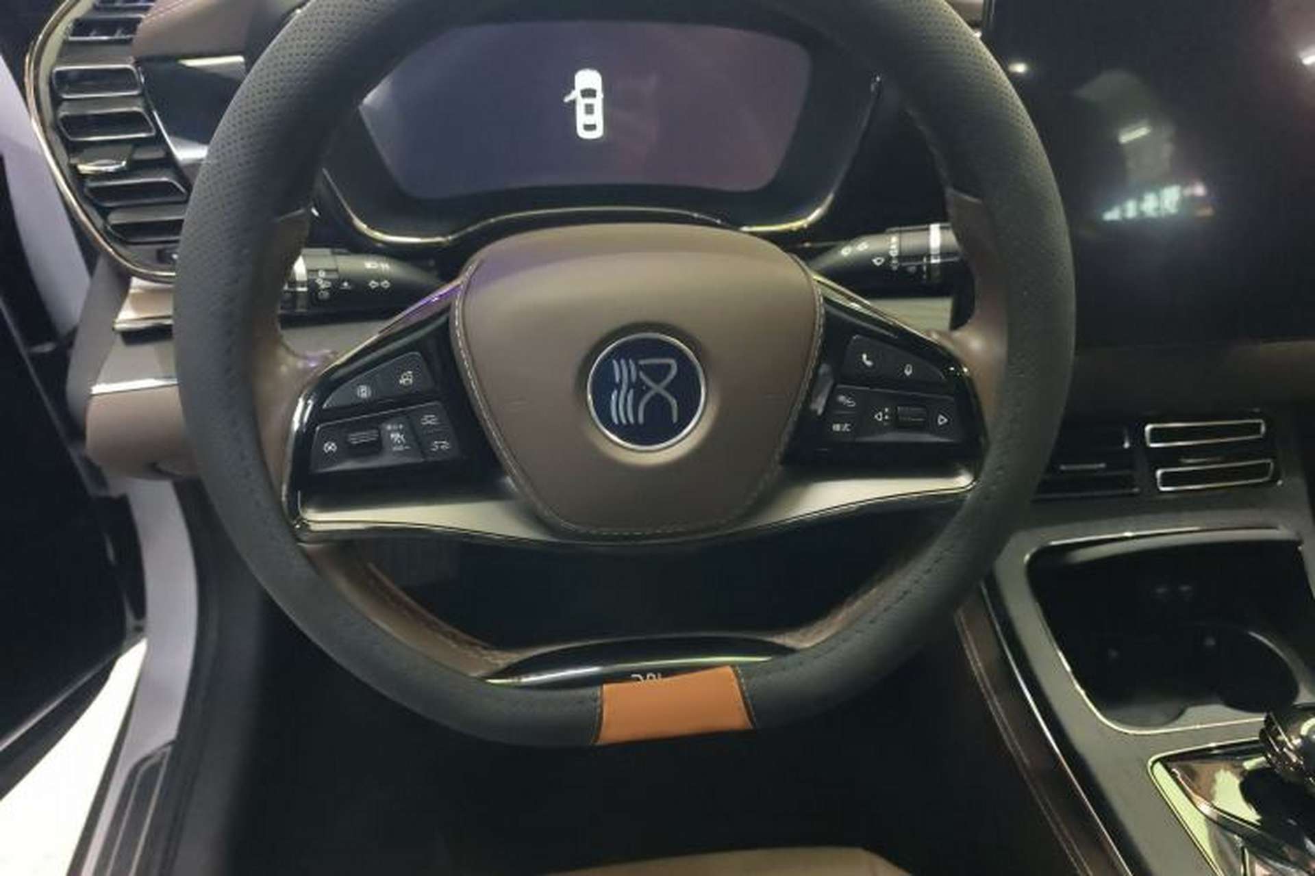 Used BYD Han 2020 DM Four-Wheel Drive Performance Edition Prestige Model Steering Wheel