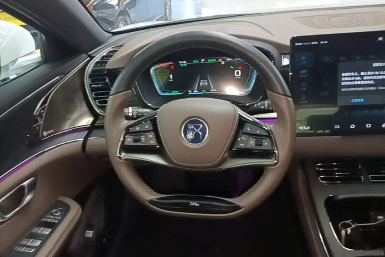 Used BYD Han 2020 EV Long-Range Deluxe Model Steering Wheel