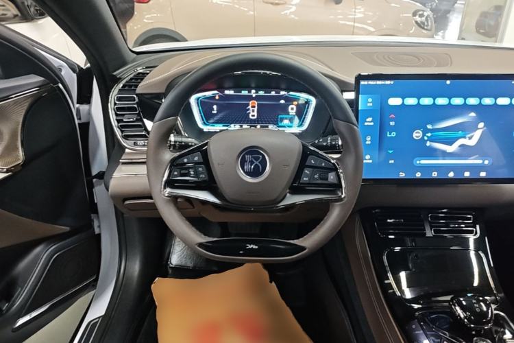 Used BYD Han 2020 DM Four-Wheel Drive Performance Edition Luxury Model Steering Wheel