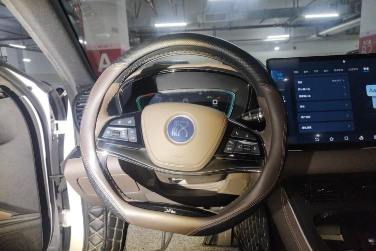Used BYD Han 2020 EV Long-Range Deluxe Model Steering Wheel